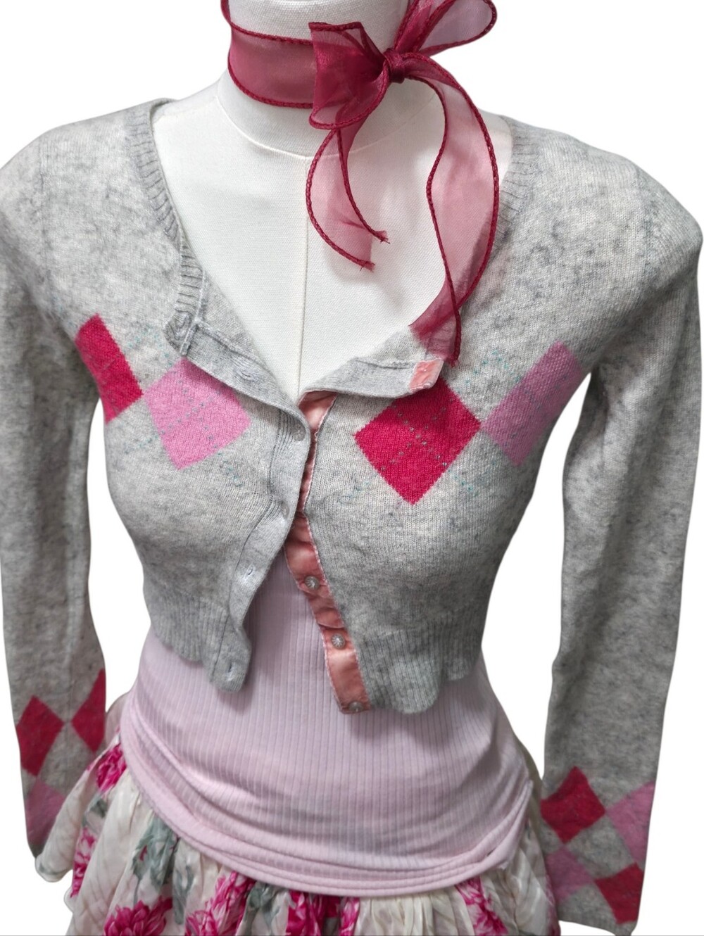 Abercrombie vintage Cashmere wool blend cropped button up cardigan with pink - Picture 2 of 7